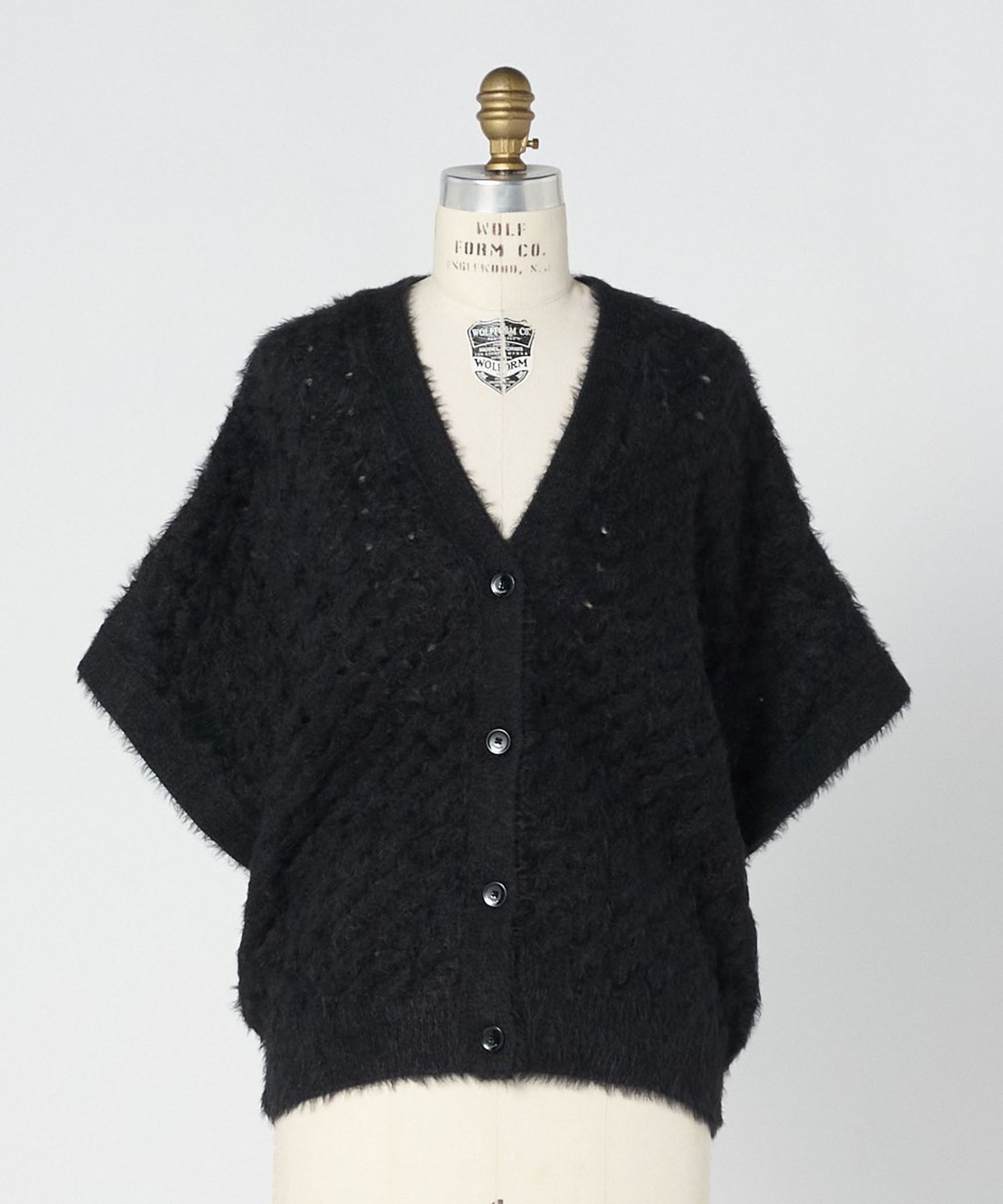 RESORT Vネックカーディガン