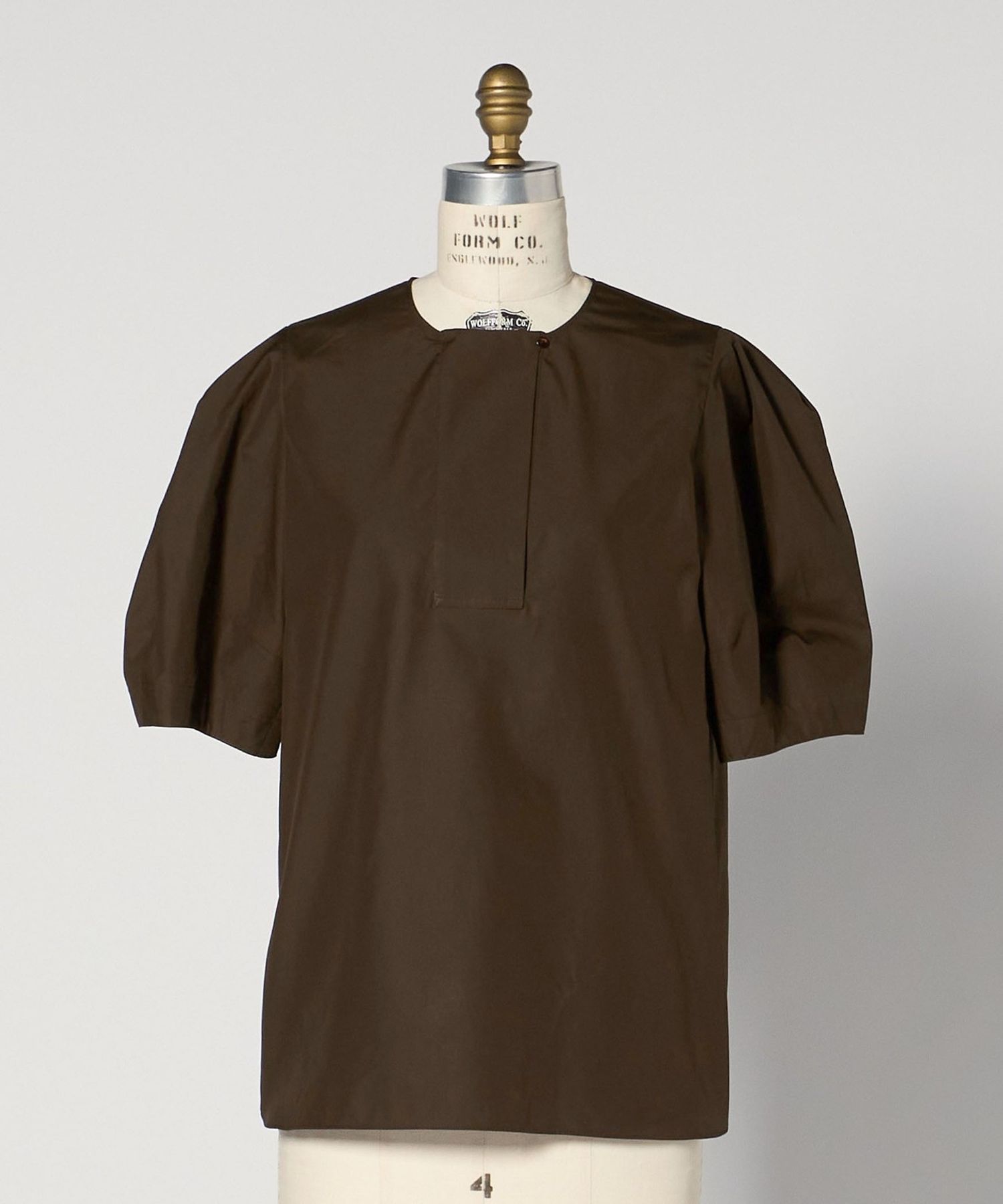 M.SUMMER3 オープンブザムノーカラーブラウス