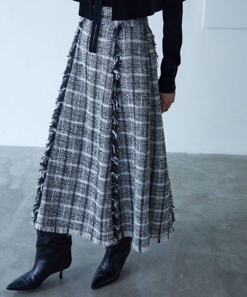 ユナイテッドアローズ フリンジ 美品 ツイード  スカートスーツ セットアップ お仕事やセレモニーなど幅広いシーンで活躍するツイードシリーズ