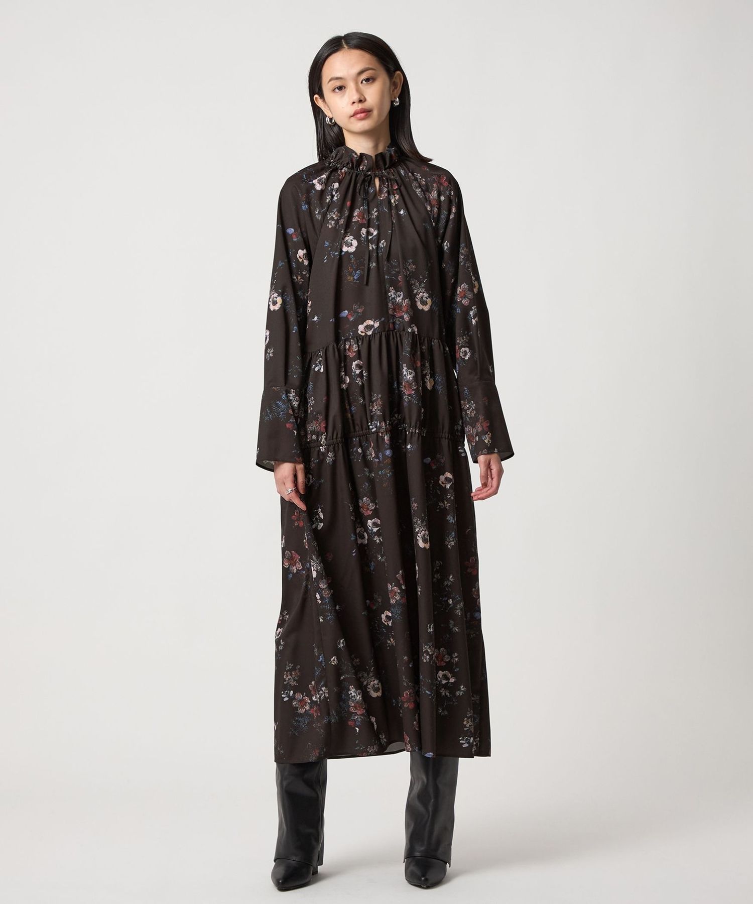 UNITED ARROWS 六本木ヒルズ店限定 フラワー ギャザーワンピース EMMEL REFINES＞EM フラワープリント キリカエ ギャザー ワンピース