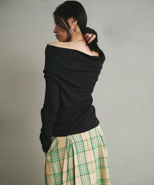 EMMEL REFINES/＜EMMEL REFINES＞EM フライス ルーズフィット オフショルダー カットソー/Tシャツ / カットソー
