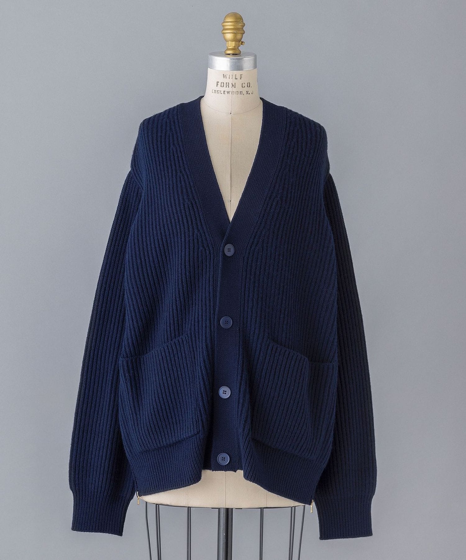 RESORT 5GVネックカーディガン