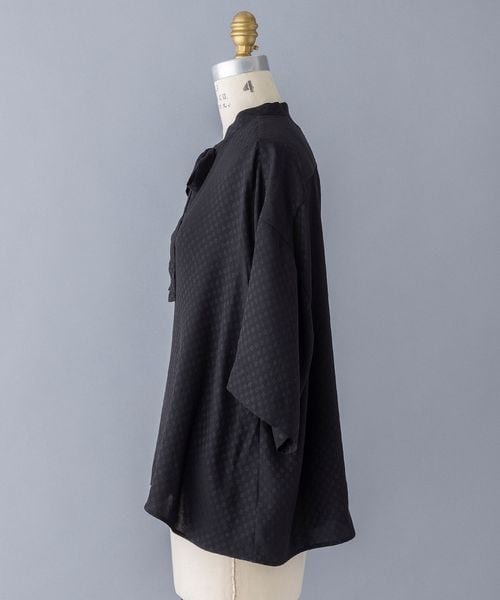 美品 ユナイテッドアローズ 2万 カットジャカード フラワー ブラウス 1500024F1729_m1_a013.jpg