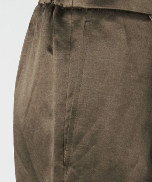 PRE バックギャザーストレートパンツ