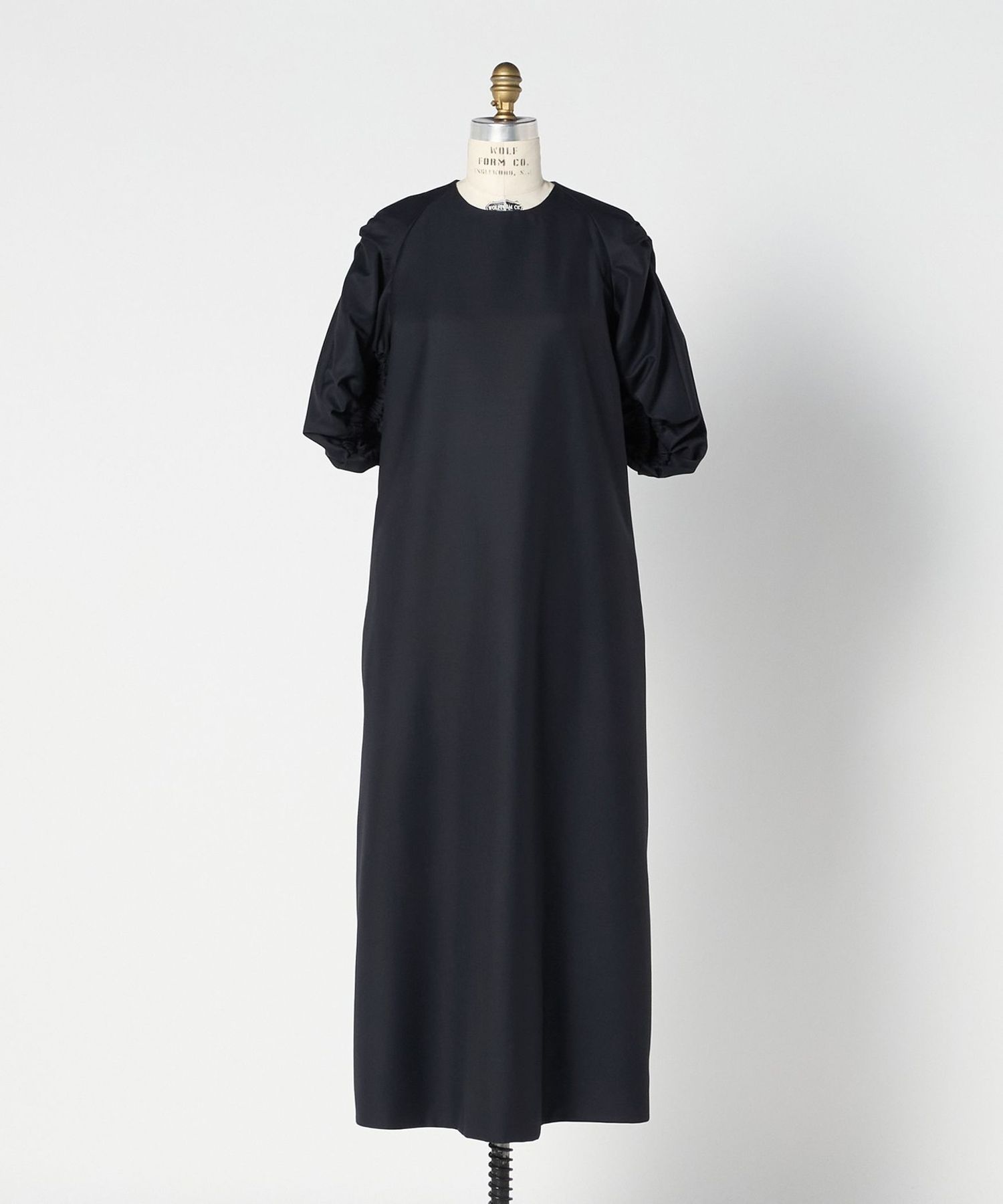 WINTER パフスリーブワンピース