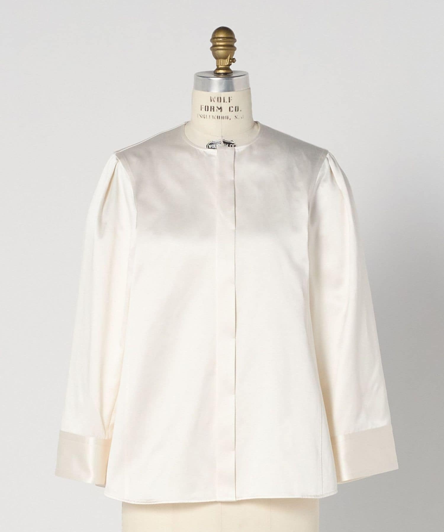 RESORT クルーネックロングスリーブブラウス