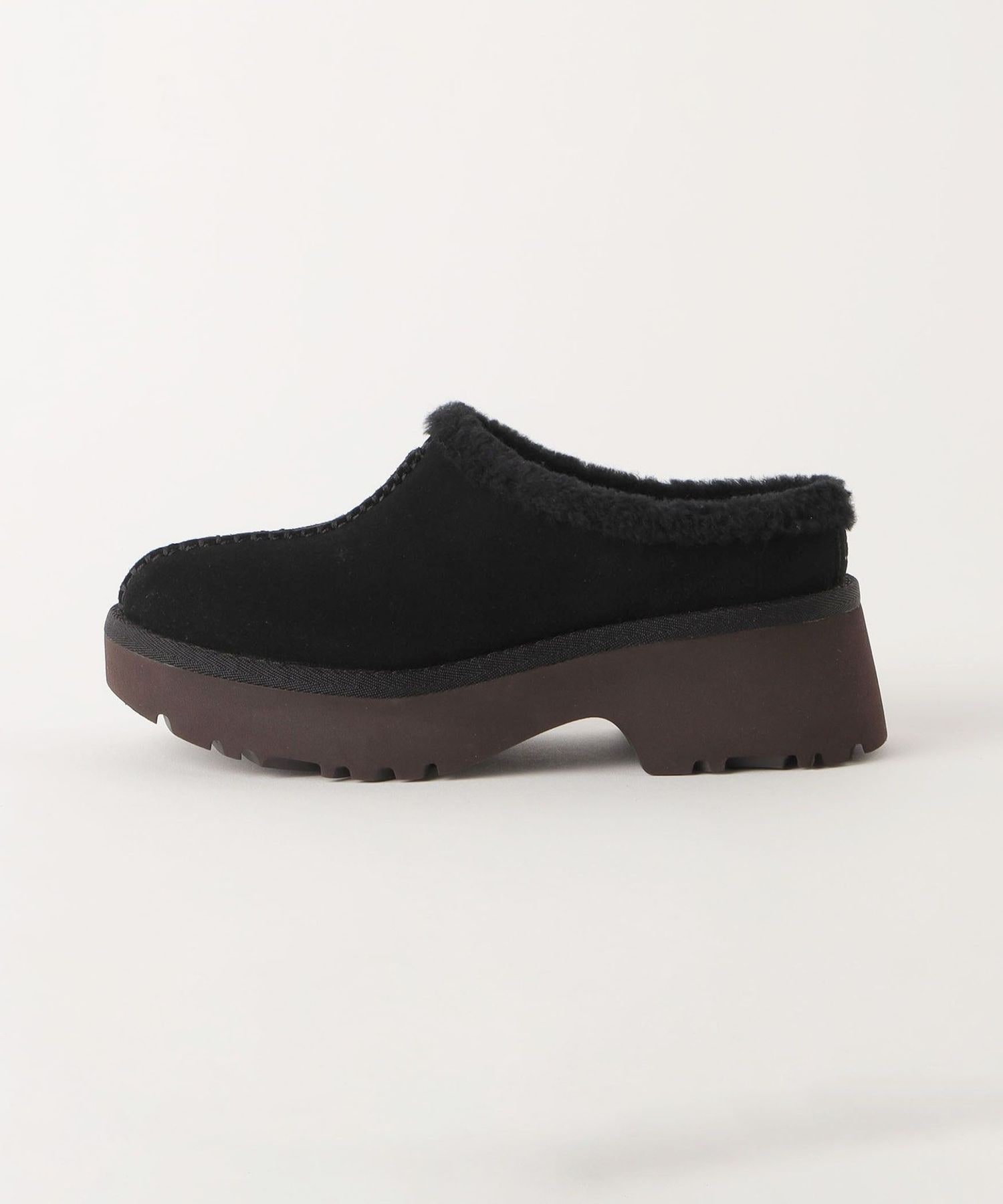 UGG＞ コージークロッグ スリッポン