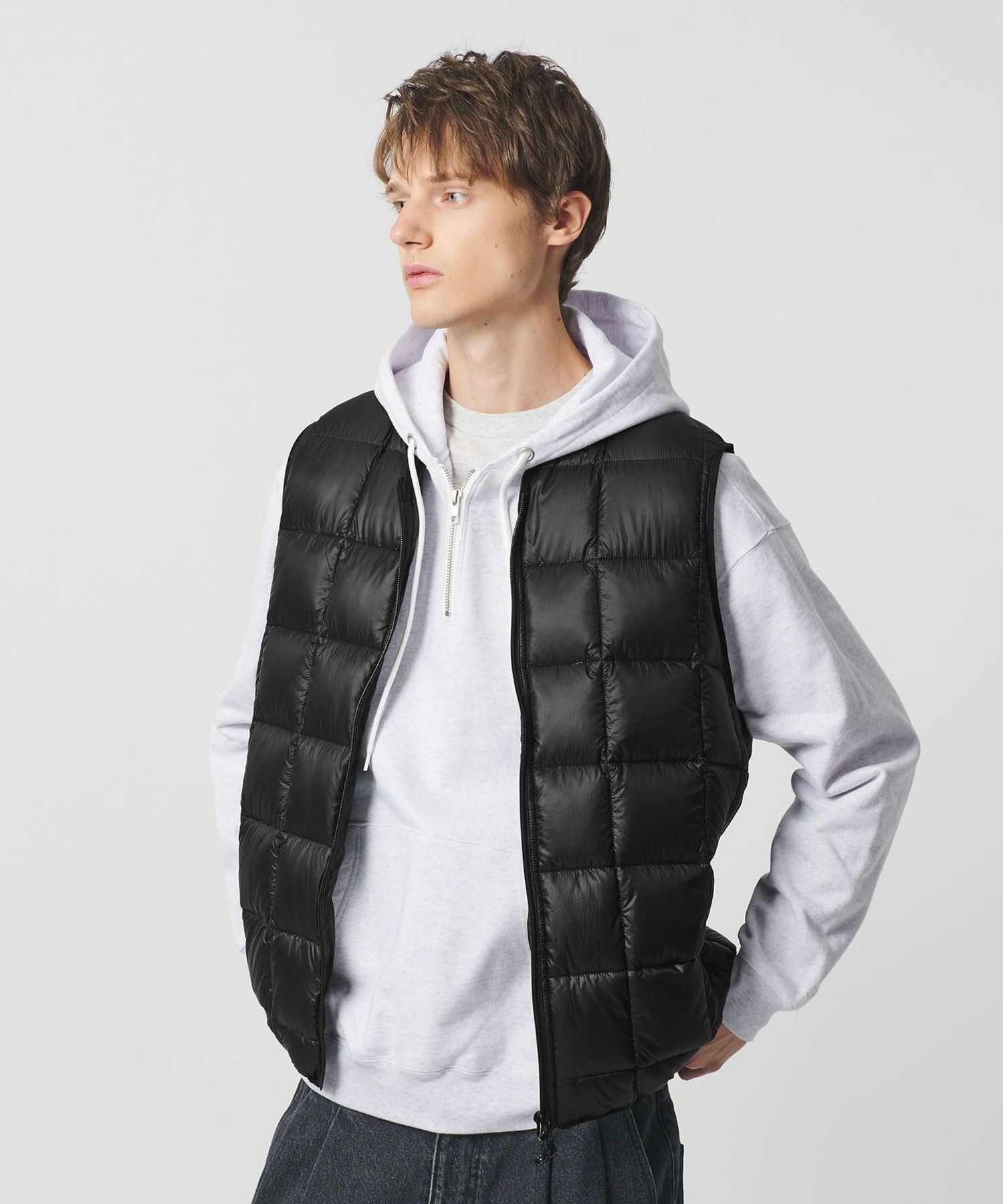 新作未使用　アローズ　ベスト CGS.＞リサイクルナイロン アライド ダウンベスト