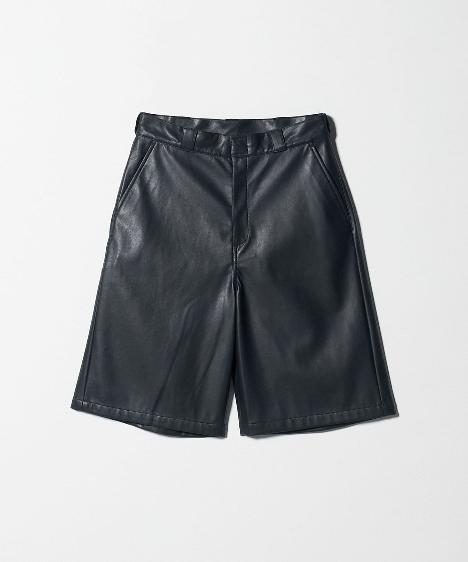 CGS.＞レザー ライク ワーク ショートパンツ