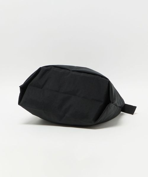 【UNITED ARROWS】レザーヘルメットバック 上質なイタリアンレザーを使った大人仕様のヘルメットバッグ