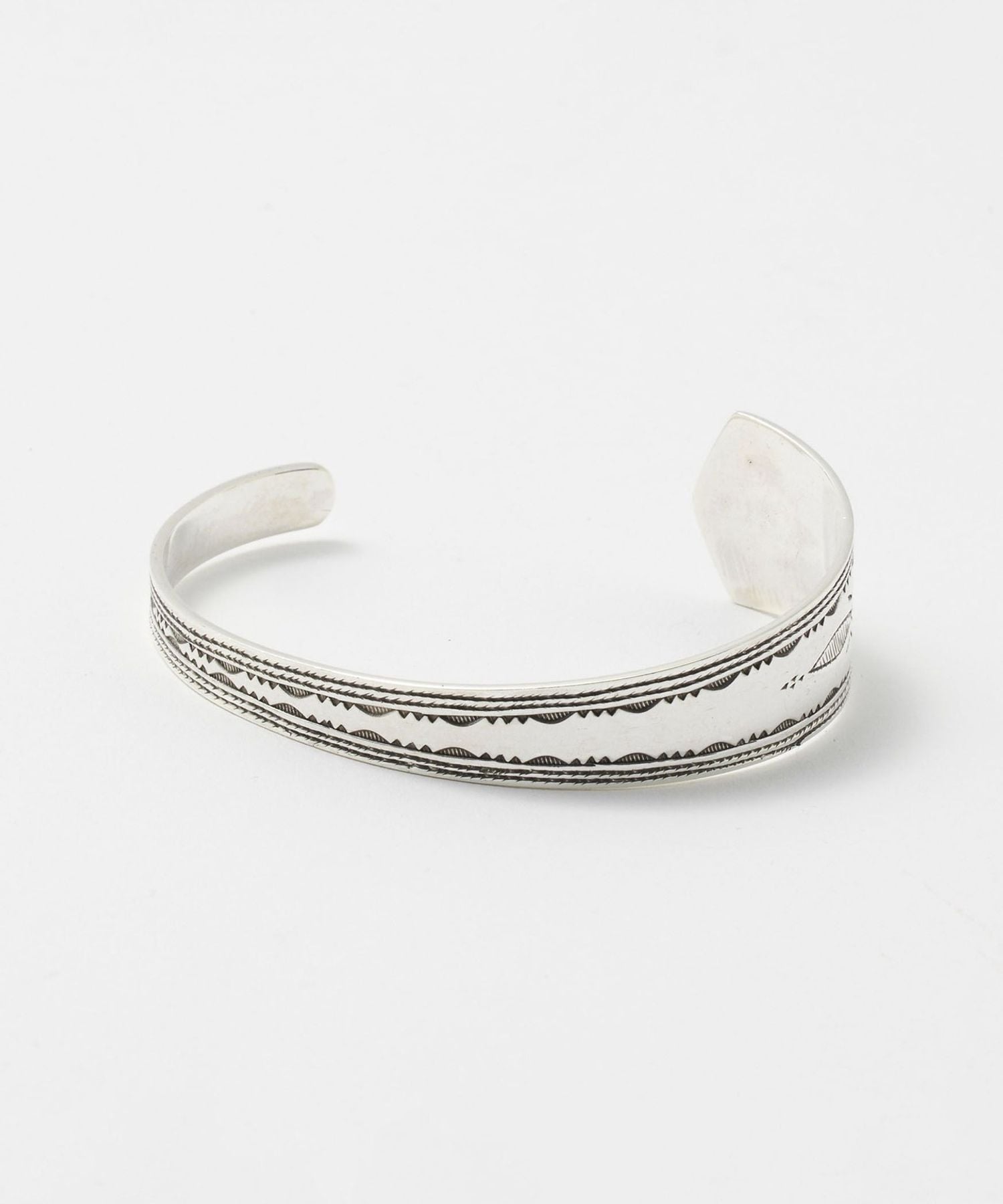 【希少】UNITED ARROWS シルバーバングル ラージサイズ おしゃれ 希少】UNITED ARROWS シルバーバングル ラージサイズ おしゃれ 希少