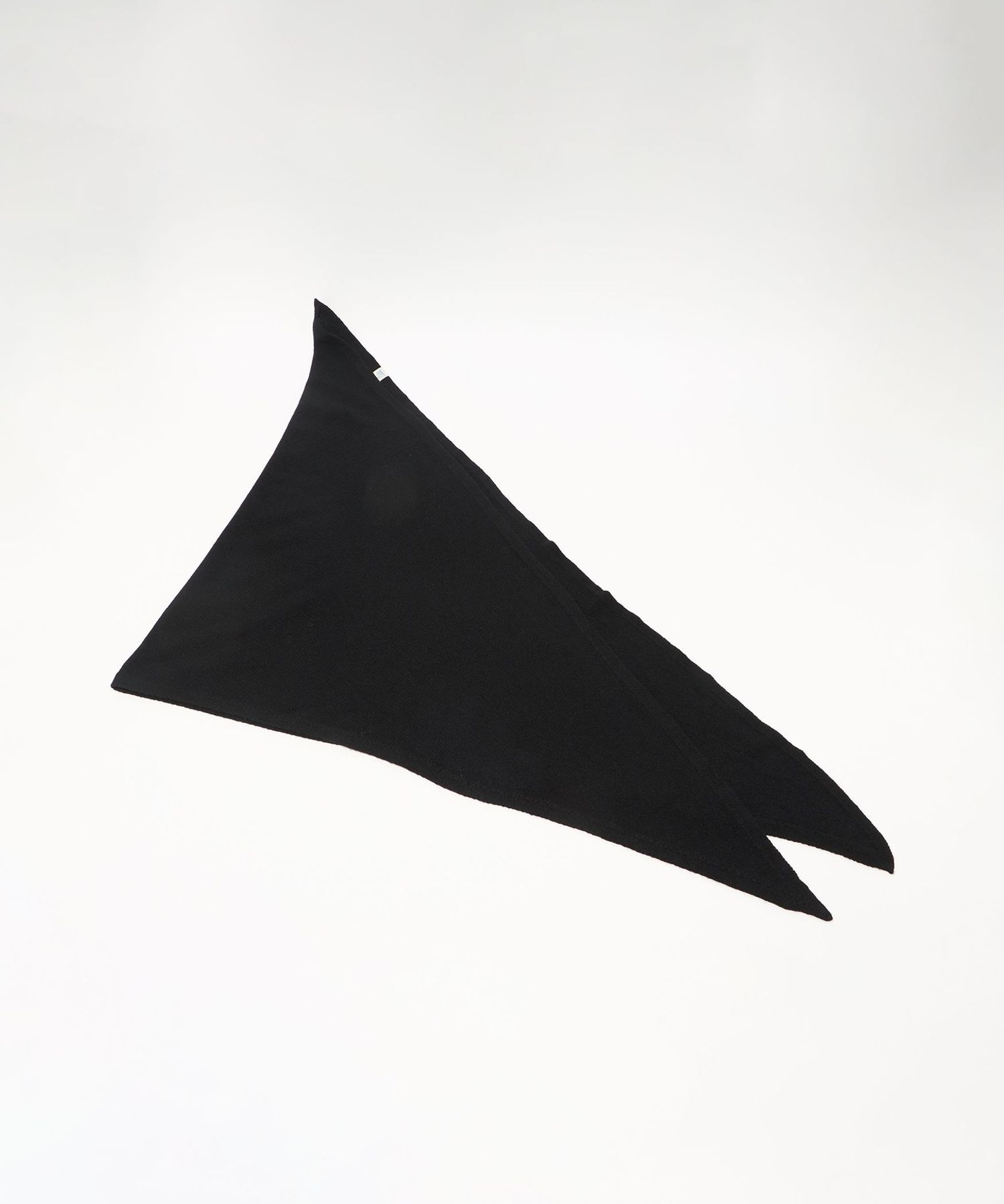 Merz b. Schwanen＞ TRIANGLE SCARF L/スカーフ