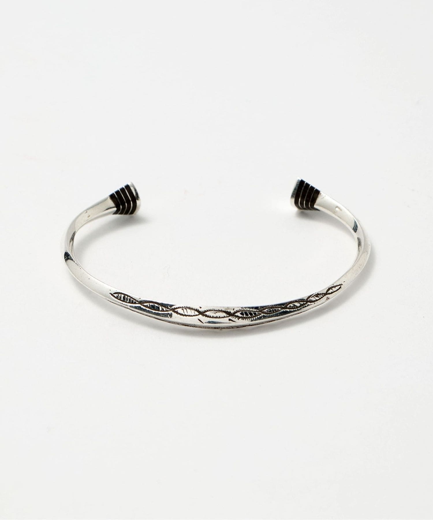 Touareg Silver＞ BANGLE02/バングル