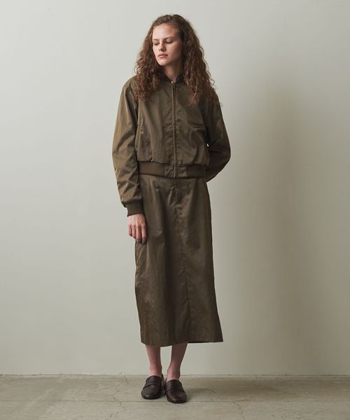 ☆【中古】黒スタジアムジャンパーの生地。ナイロンサテン細身のロング