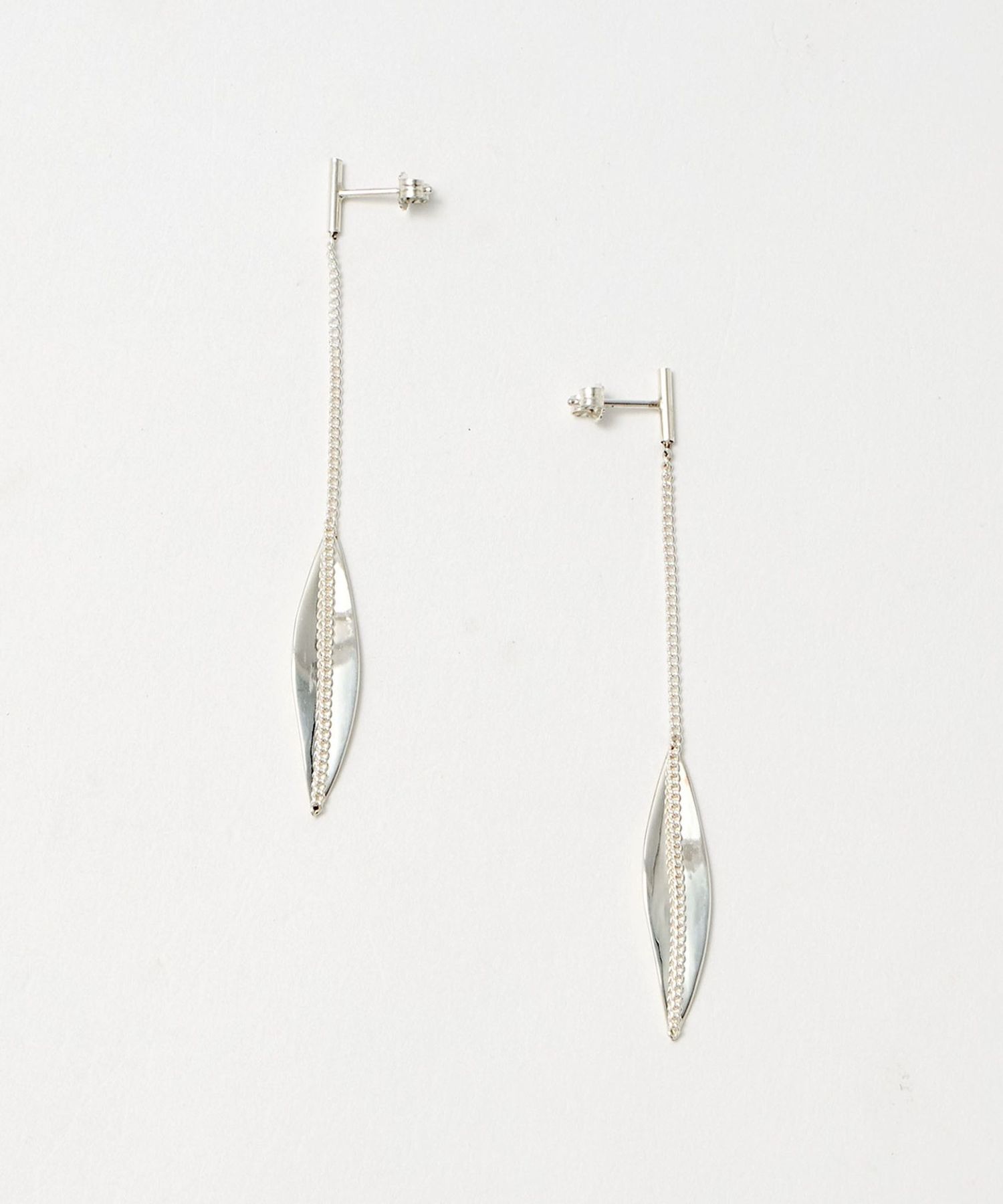 SASKIA DIEZ＞LEAVES EARRINGS/ピアス