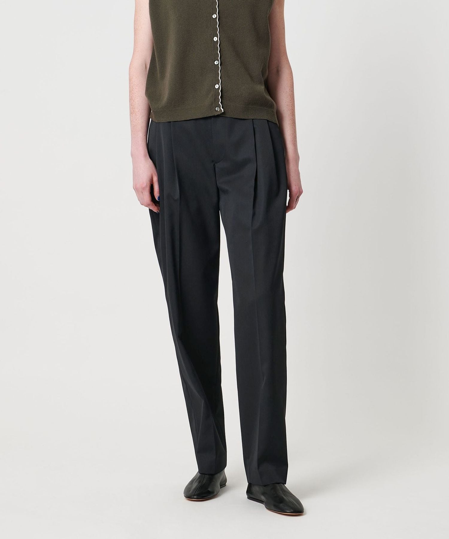 【美品】steven alan ツープリーツ パンツ　テーパード パンツ　Ｍ Steven Alan＞ ドリル インツープリーツ ドレス トラウザーズ