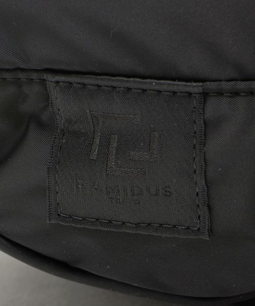 RAMIDUS＞ジップ ショルダー バッグ