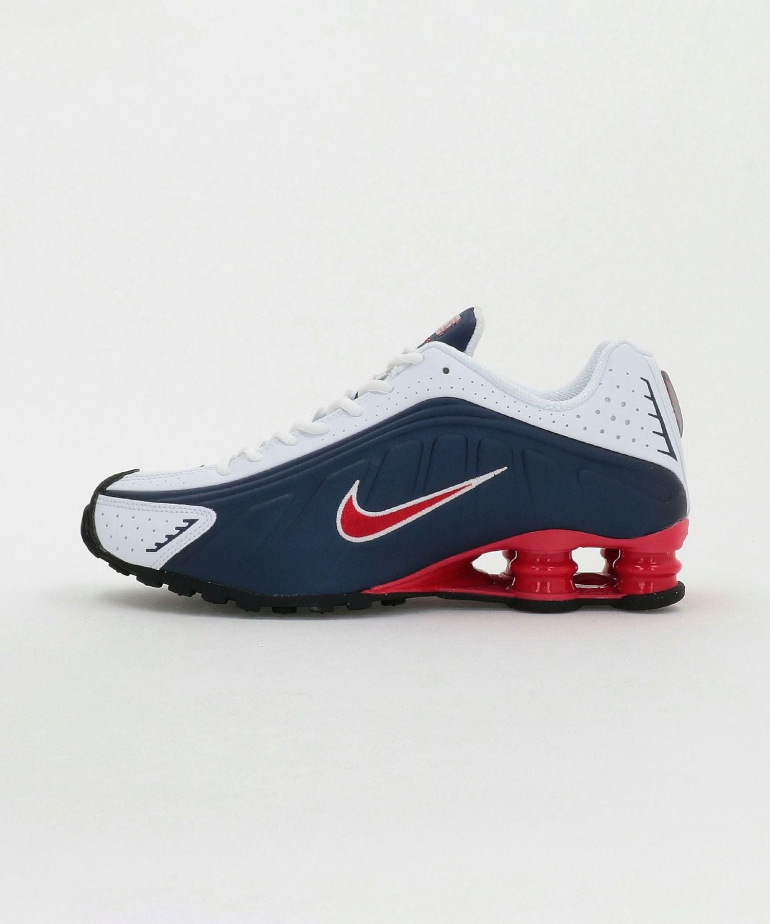 NIKE＞ショックス R4 スニーカー