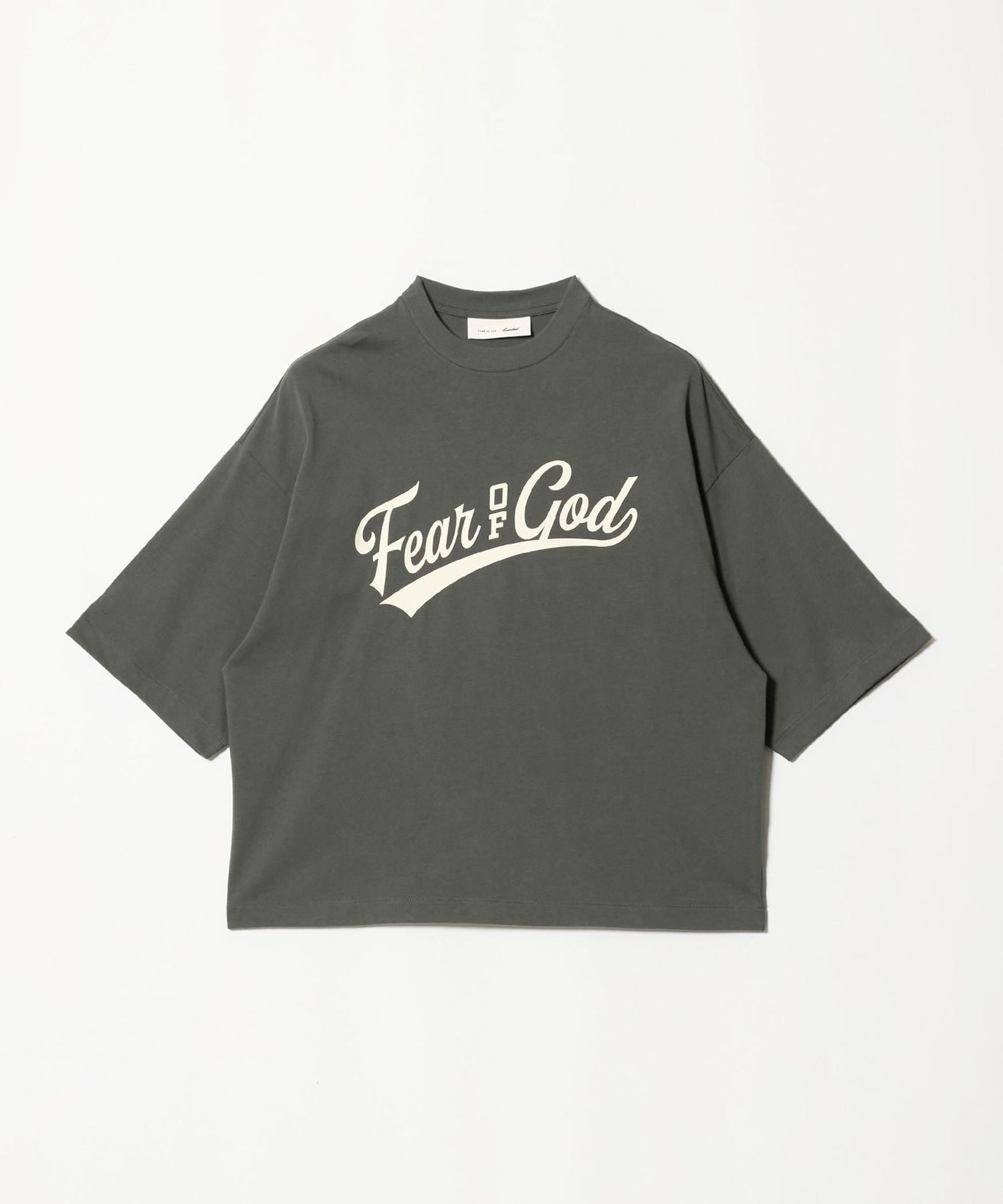FEAR OF GOD ESSENTIALS＞MERCH Tシャツ