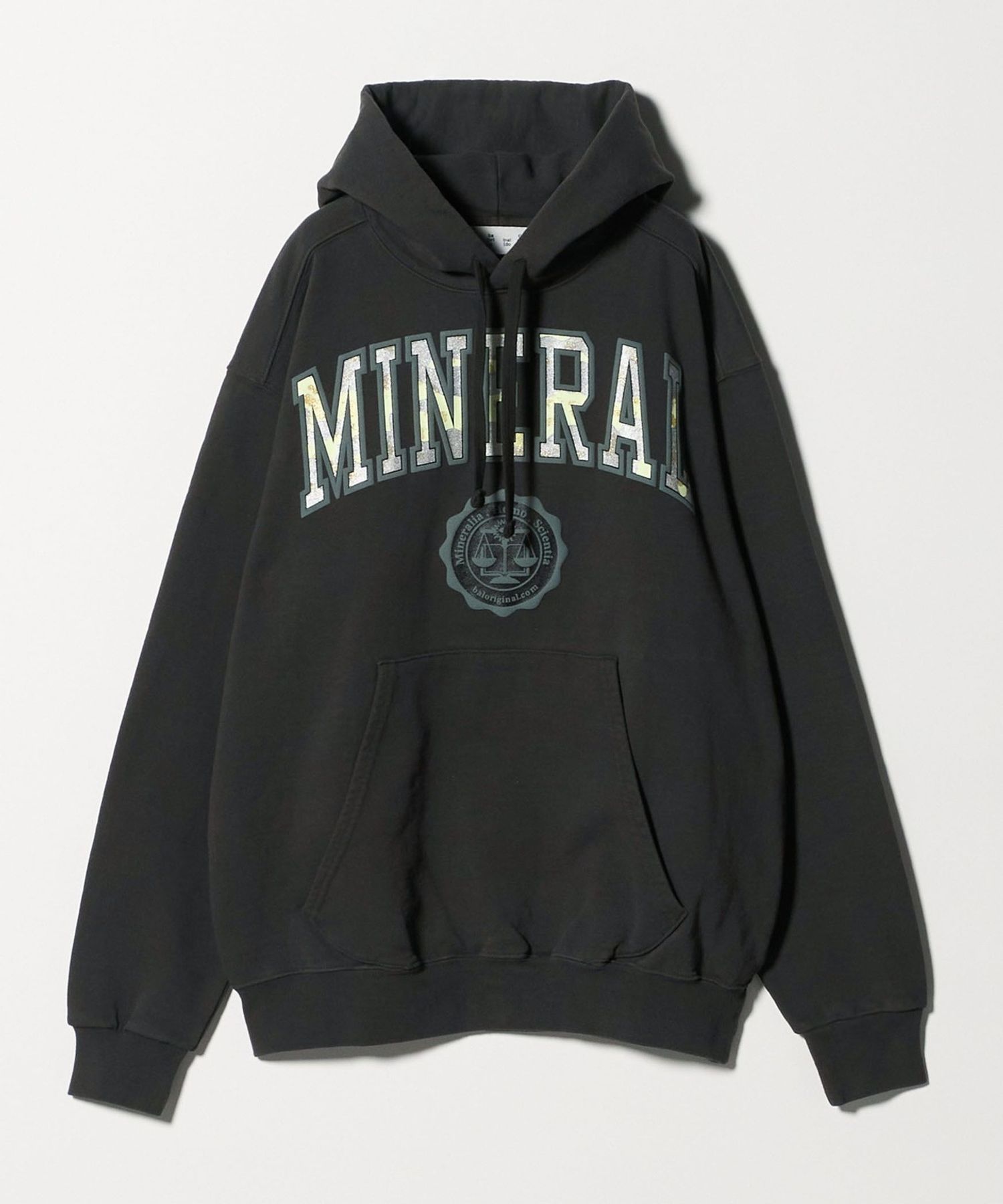 BAL＞MINERAL フーディー