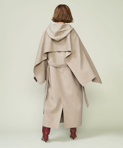 新品タグ付き　conte　フーデッド リバーケープ conte＞フーデッド リバーケープ