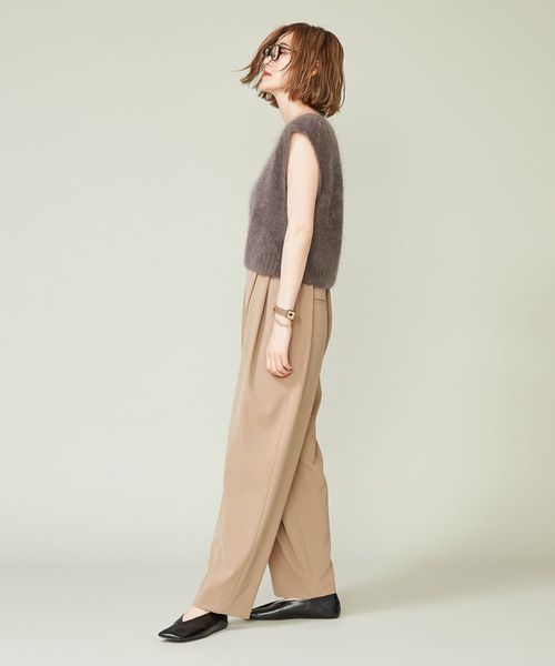 conte アシンメトリータックパンツ38サイズ