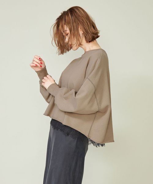 conte コンテ クロップド プルオーバースウェット conte