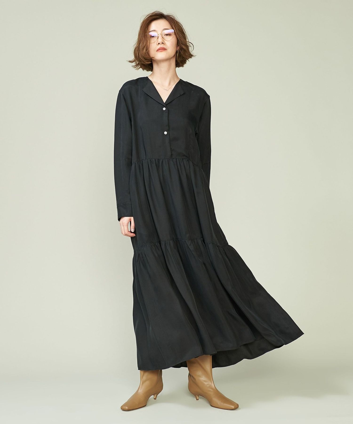 conte＞キュプラ ギャザー ティアードワンピース