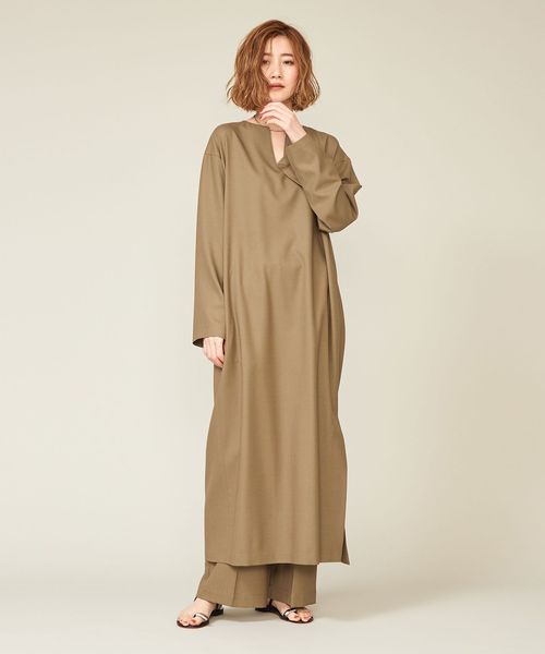 ◆お値下げしました◆ 新品未使用　conte グラス タックワンピース conte＞グラス タックワンピース