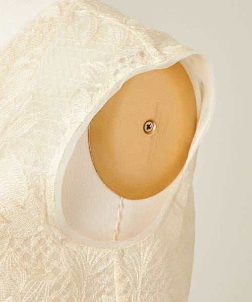 conte＞エンブロイダリー レース ベスト