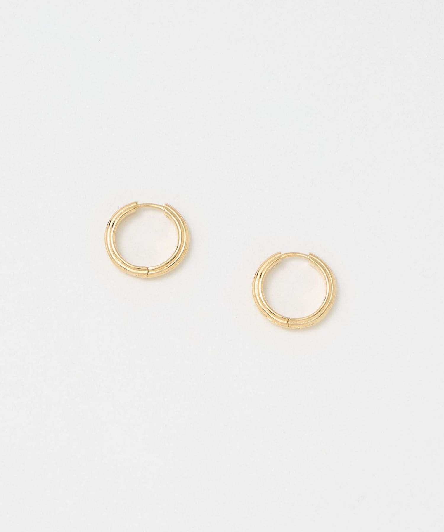 国内EXCLUSIVEモデル】＜Otiumberg ＞RIDGED HOOP ピアス