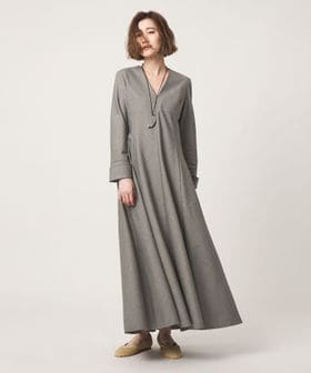 conte/＜conte＞シャークスキン Vネック ロングワンピース/ワンピース