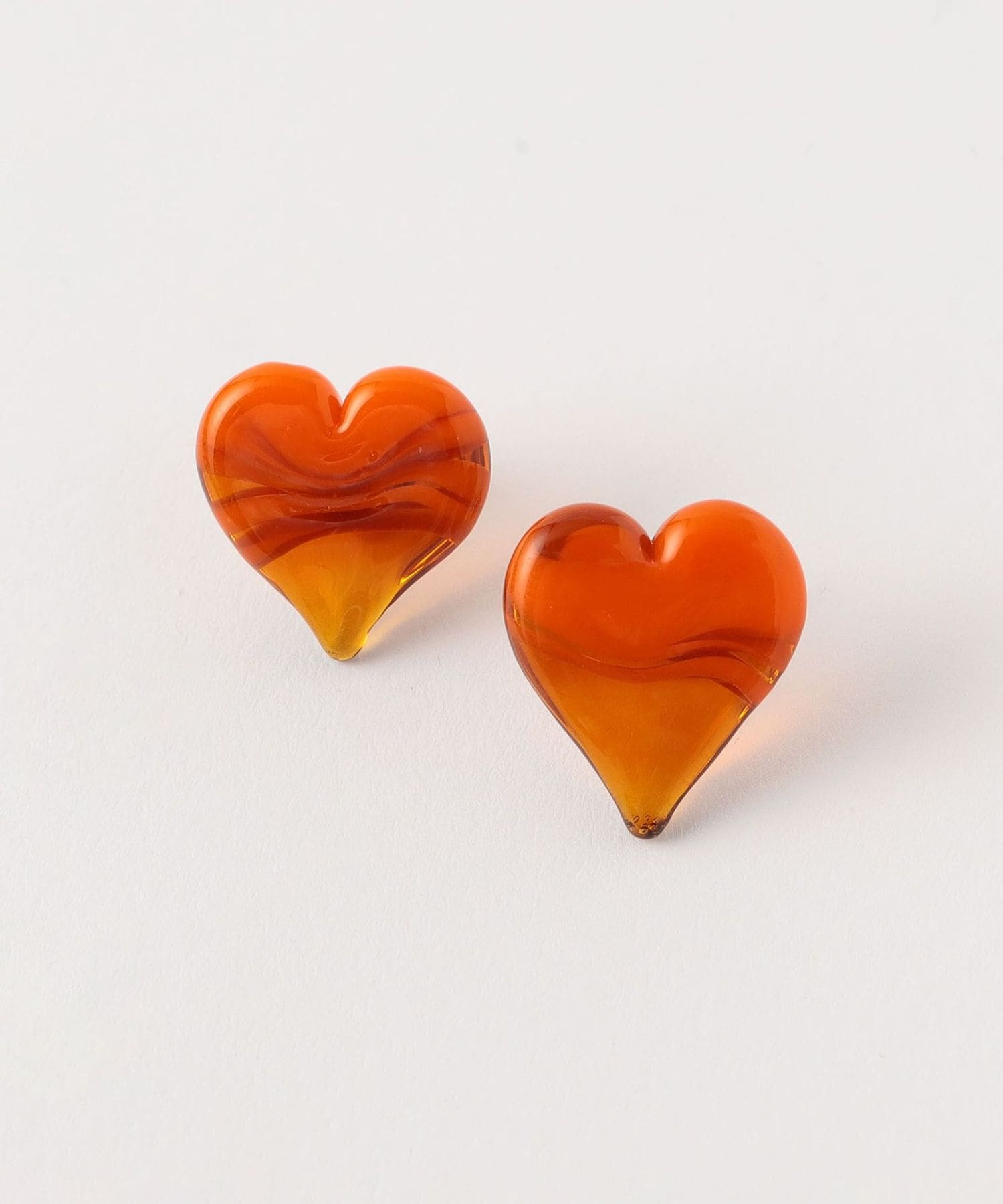 LEVENS JEWELS ハートセラミックピアス LEVENS JEWELS ハートセラミックピアス - メルカリ
