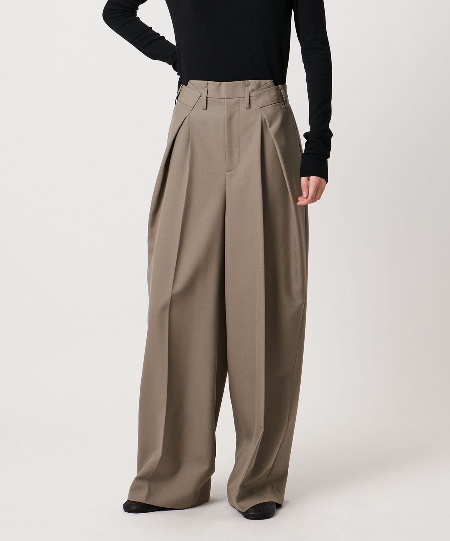 AEWEN MATOPH＞ウールモヘア インタックパンツ