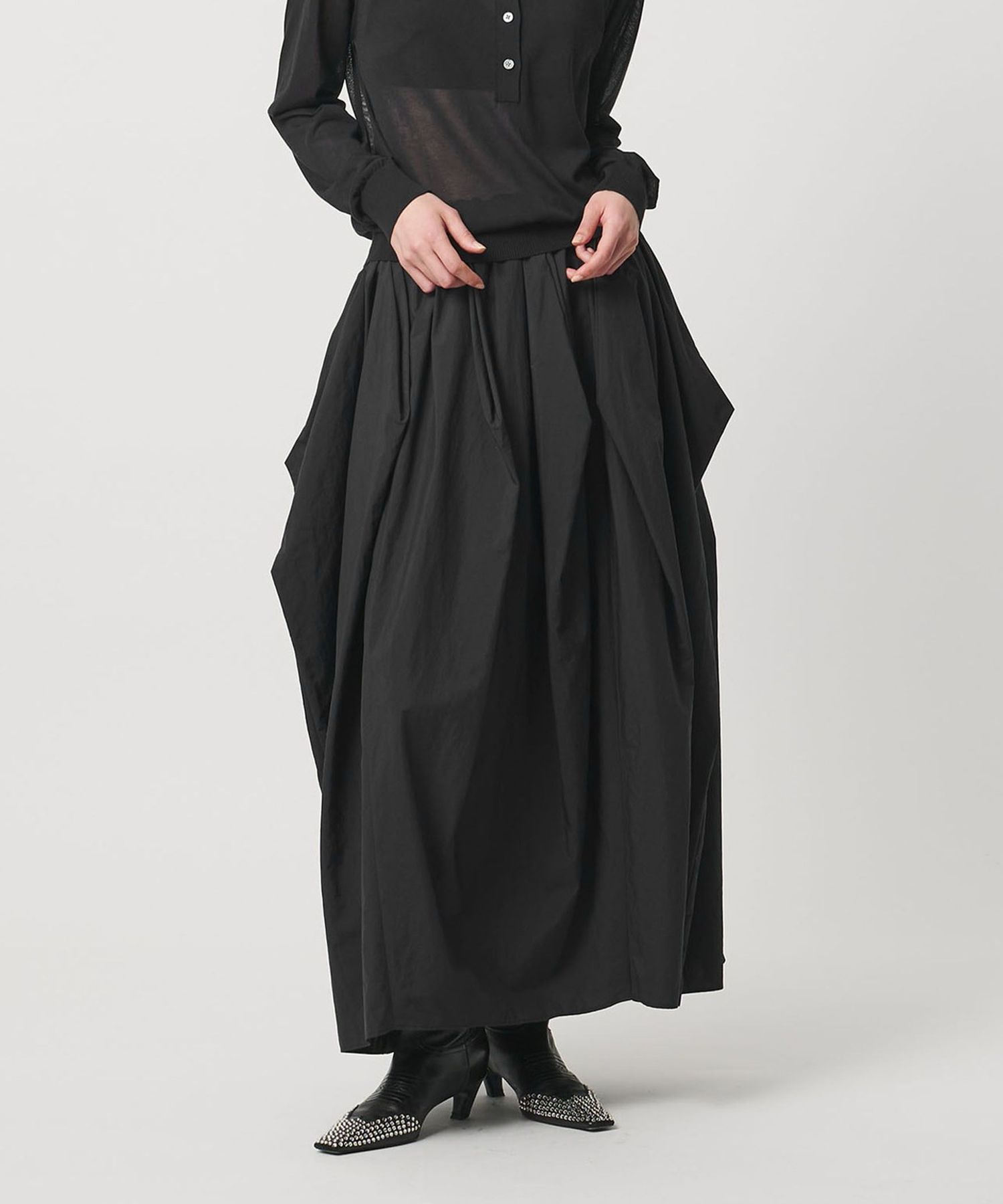 AEWEN MATOPH＞ナイロンタックコクーンスカート ‐ ウォッシャブル ‐