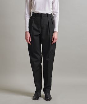 LOEFF＞ギャバ インタック テーパードパンツ