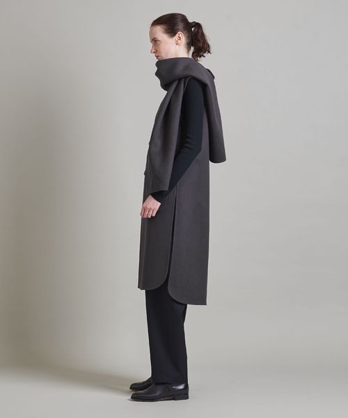 UNITED ARROWS ループ ベスト LOEFF＞マフラー付き リバーベスト