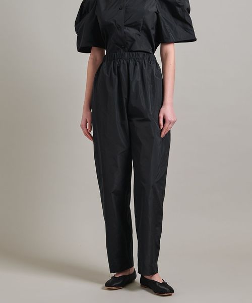 LOEFF＞グロッシー タフタ クロップド パンツ