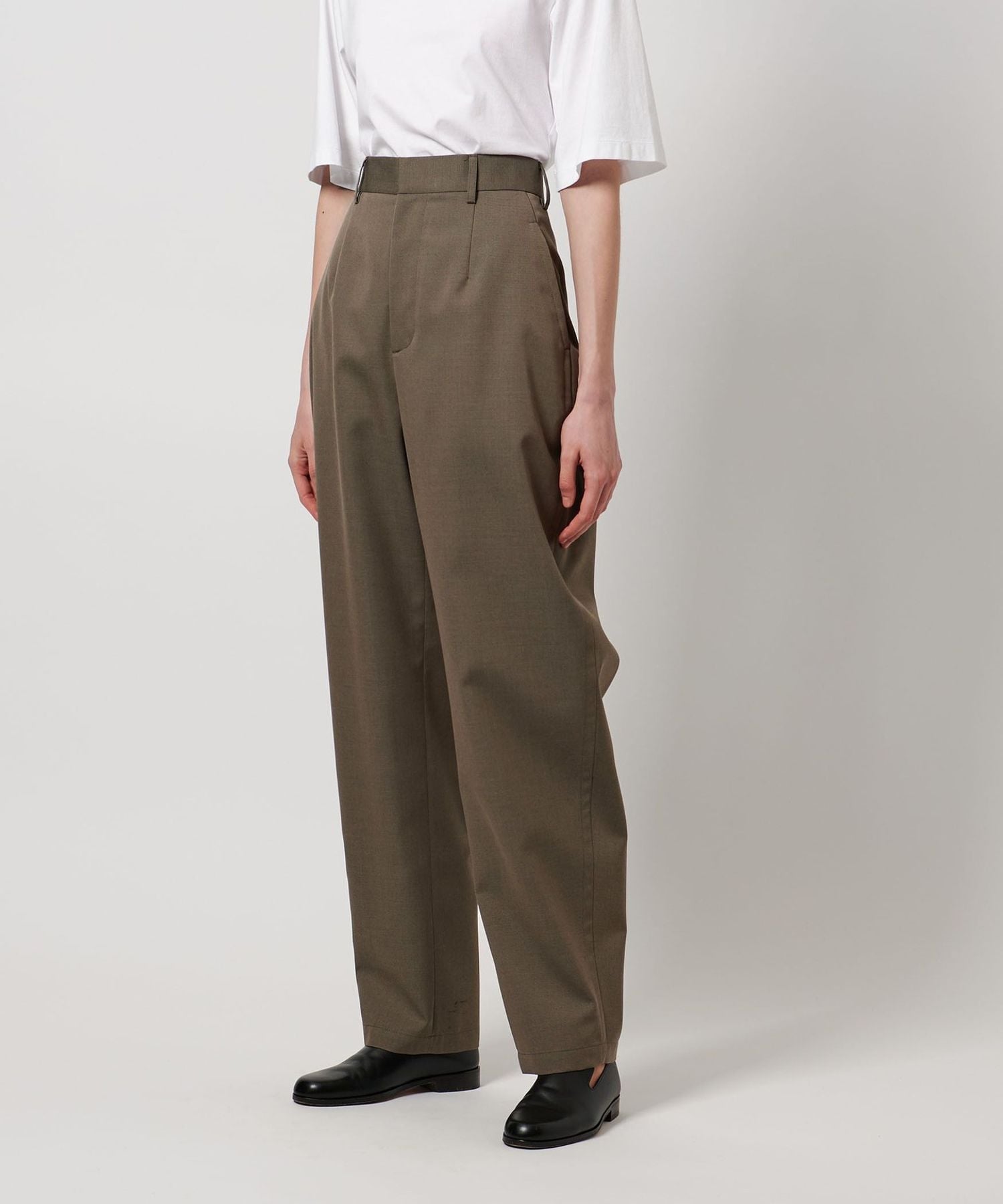 美品✨LOEFF　ウールギャバジンボンタントラウザー　グレー　ワイドテーパード LOEFF ロエフ ウール ギャバ ボンタン トラウザー パンツ 8814