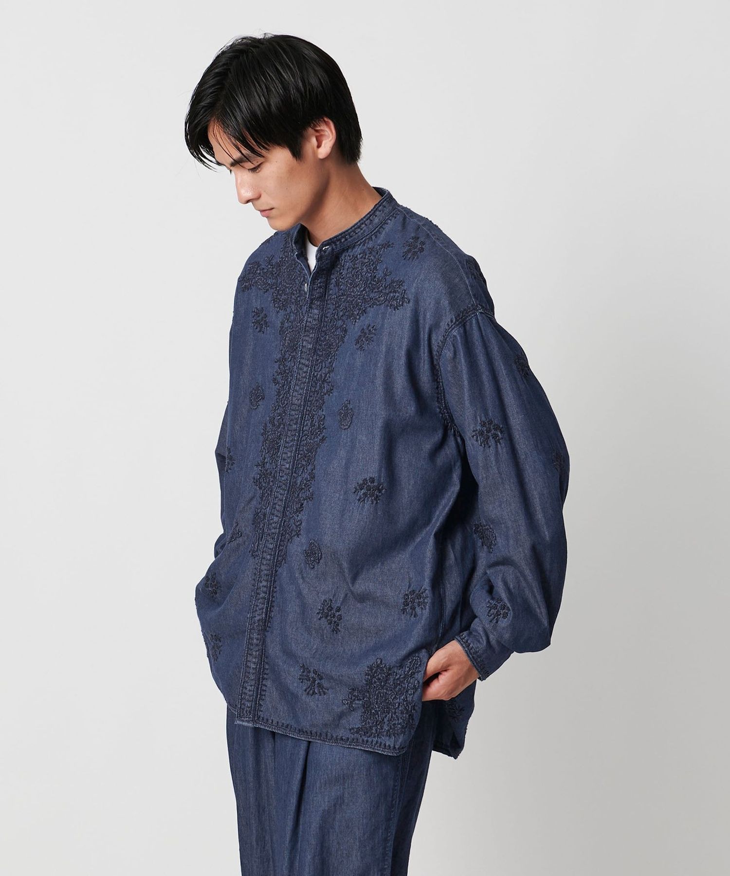 【HEREIAM】アスレチックデニムシャツ HEREIAM】アスレチックデニムシャツ HEREIAM（ヘレイアム）の
