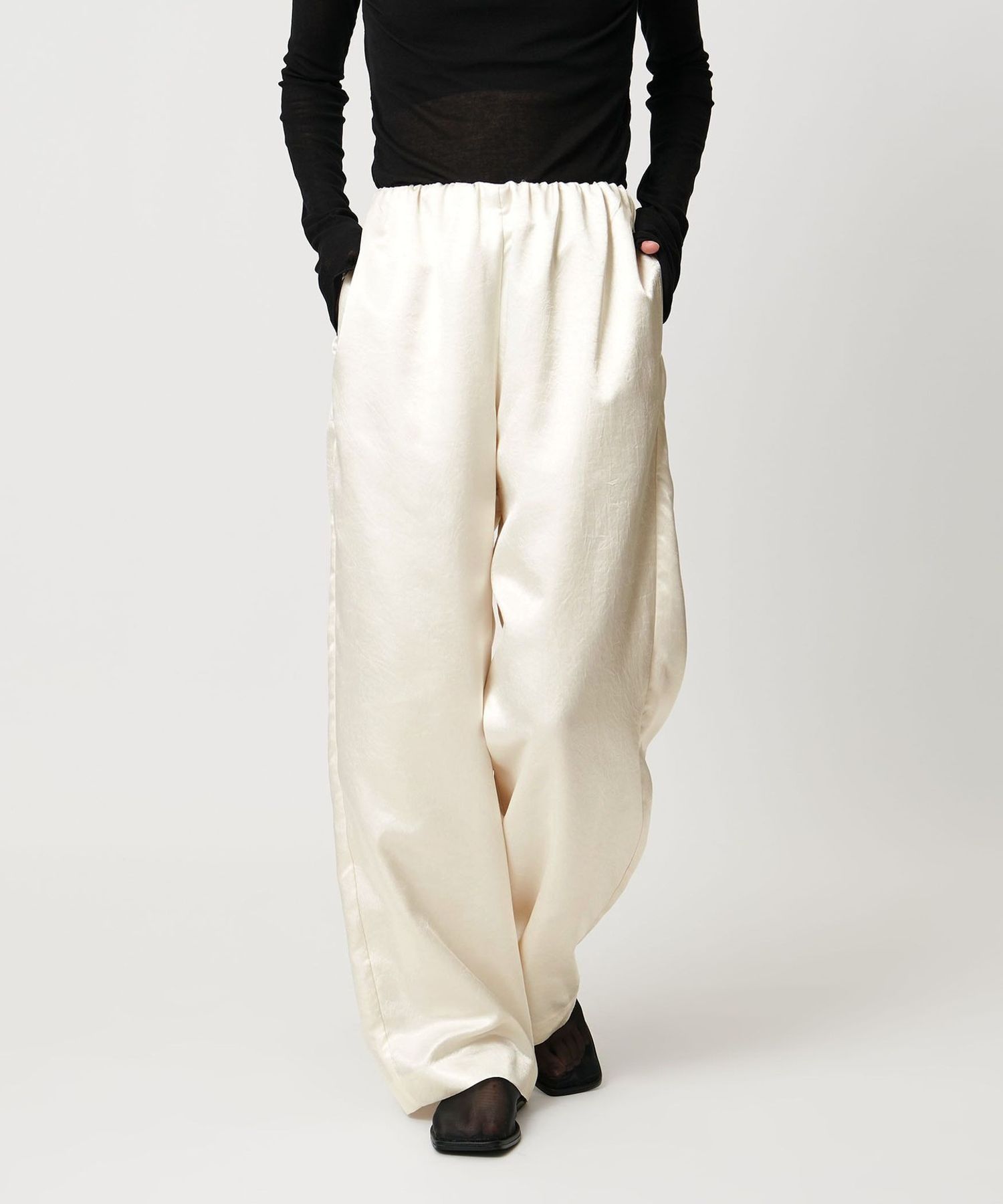 MARW UNITED ARROWS＞ワッシャー サテンパンツ WHITE
