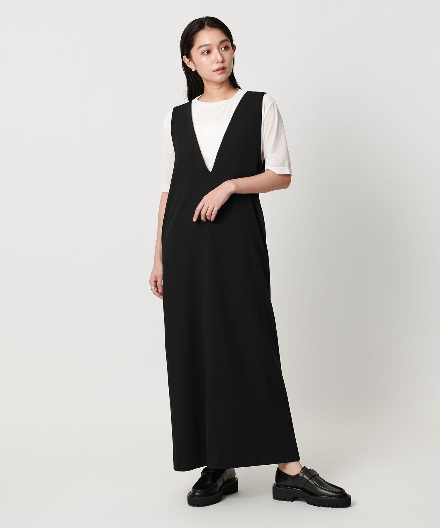 ＜MARW UNITED ARROWS＞ジャージー シンプル ワンピース 34 MARW UNITED ARROWS＞ジャジー Vネック ワンピース