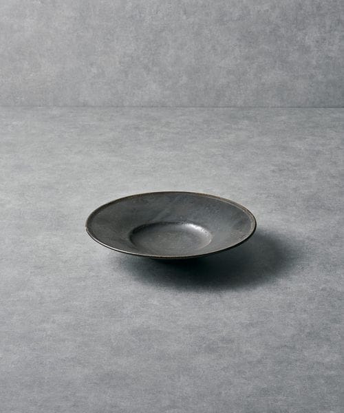 下村 淳/＜下村 淳＞黒釉7寸リム皿/食器 / グラス / カトラリー